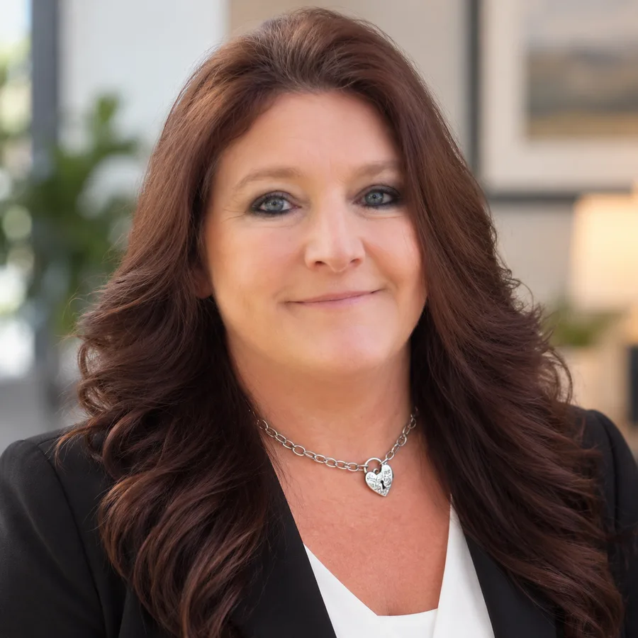 Dee Martin, Tax Preparer and Bookkeeper